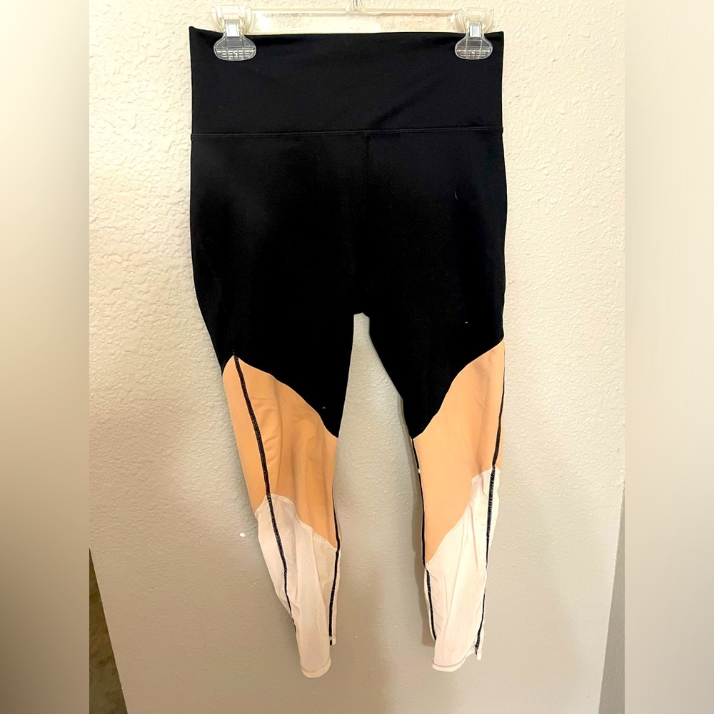 FABLETICS power hold black nude and light pink leggings. mid calf length. Large